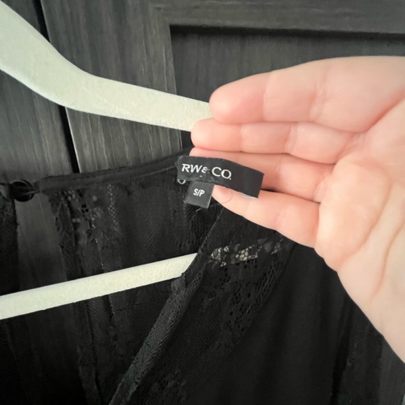 RW&CO black long sleeve jumpsuit with beautiful lace detailing - Picture 2 of 4